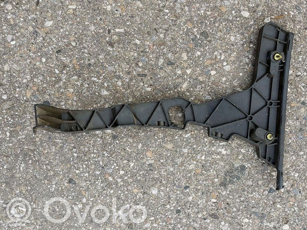 Audi Q5 SQ5 8R Rear bumper mounting bracket 
