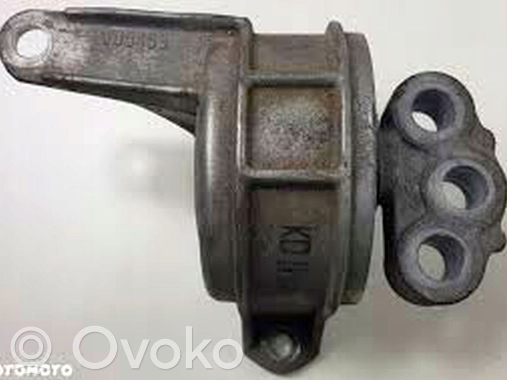 Opel Astra H Engine mount bracket 