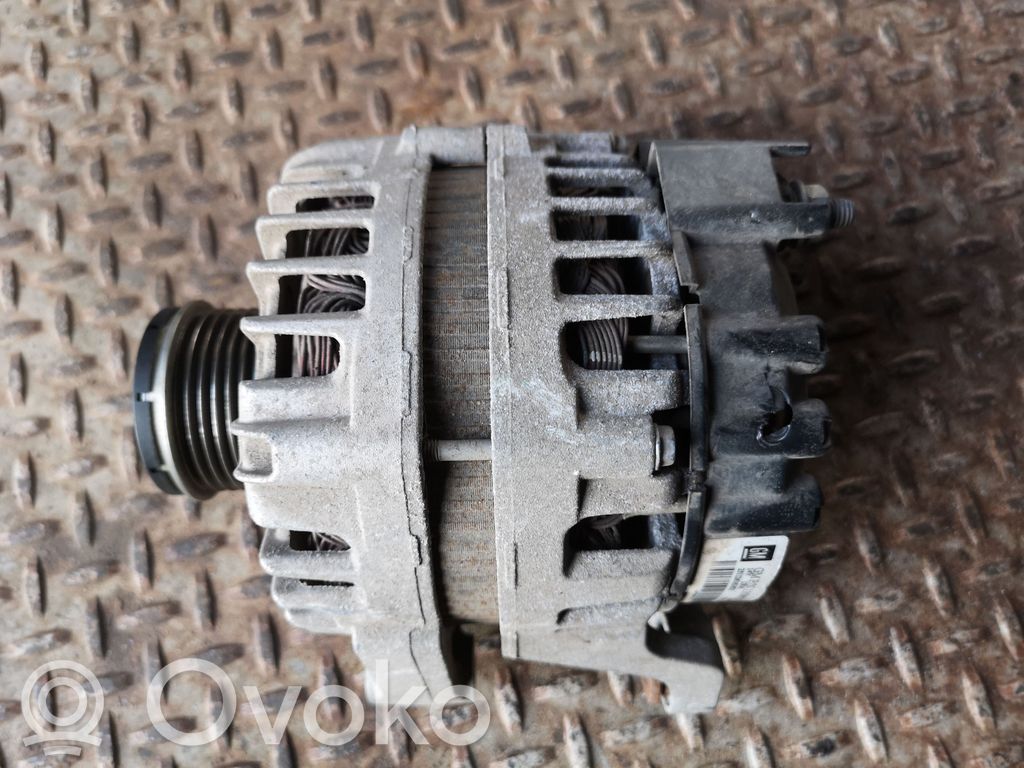 Opel Mokka Generator/alternator 