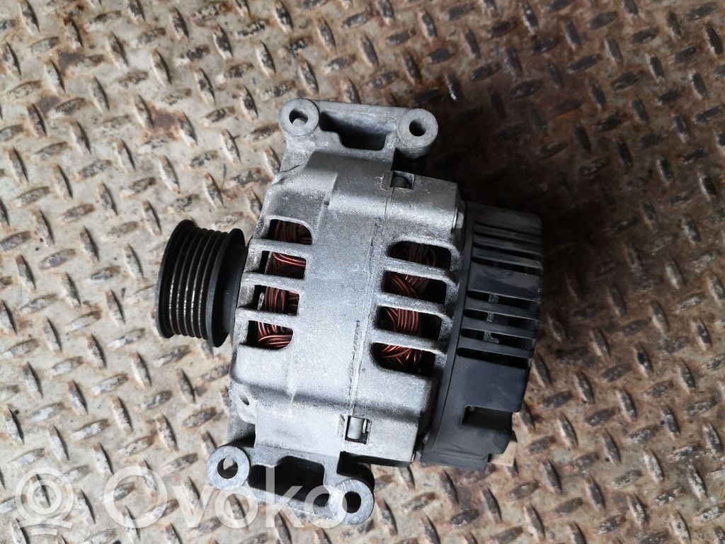 Audi A6 S6 C5 4B Alternador 