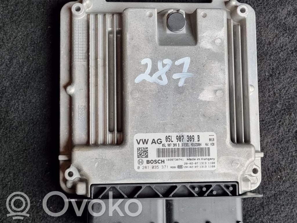 Skoda Superb B8 (3V) Engine control unit/module 