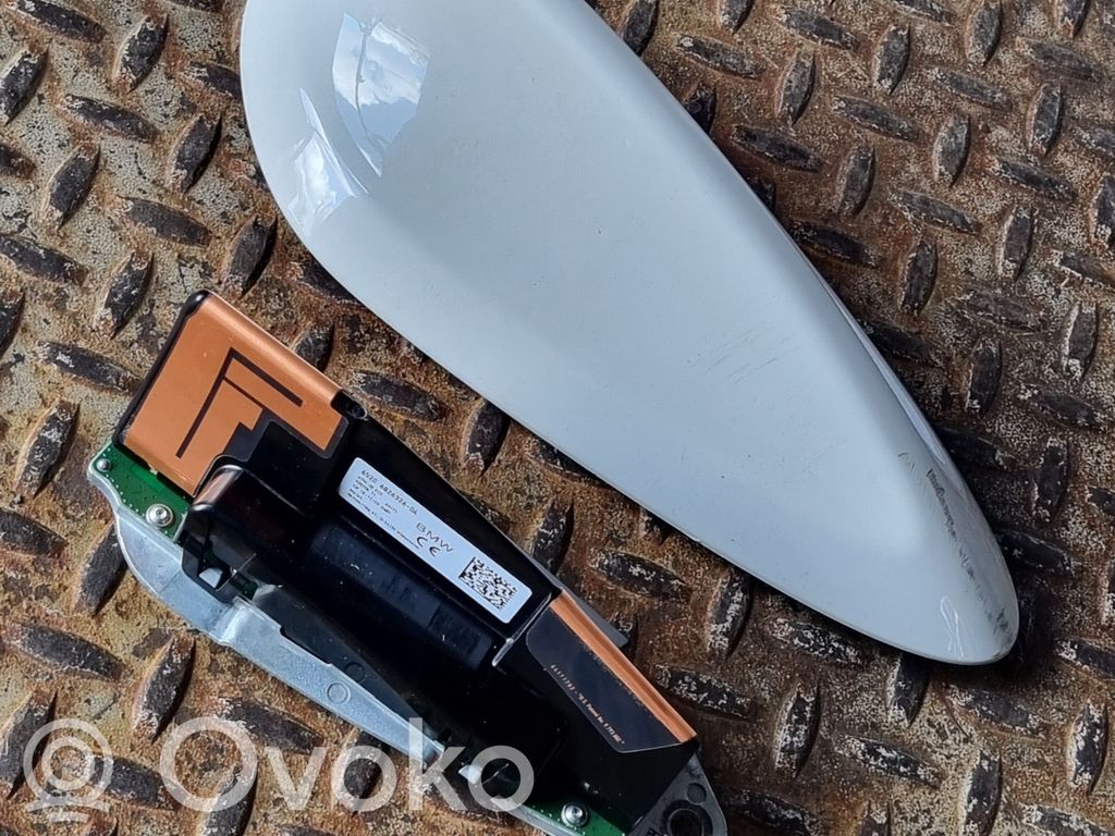 BMW 1 F40 Radio antena 