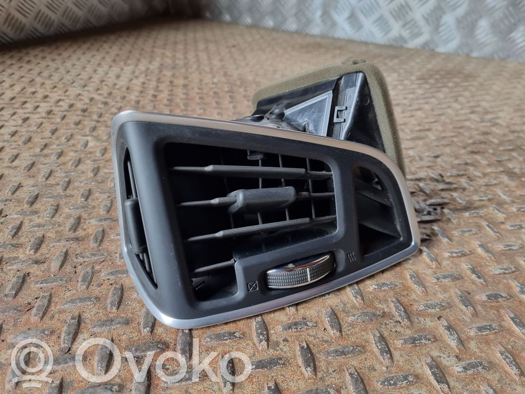 Ford Kuga II Boczna kratka nawiewu deski rozdzielczej 