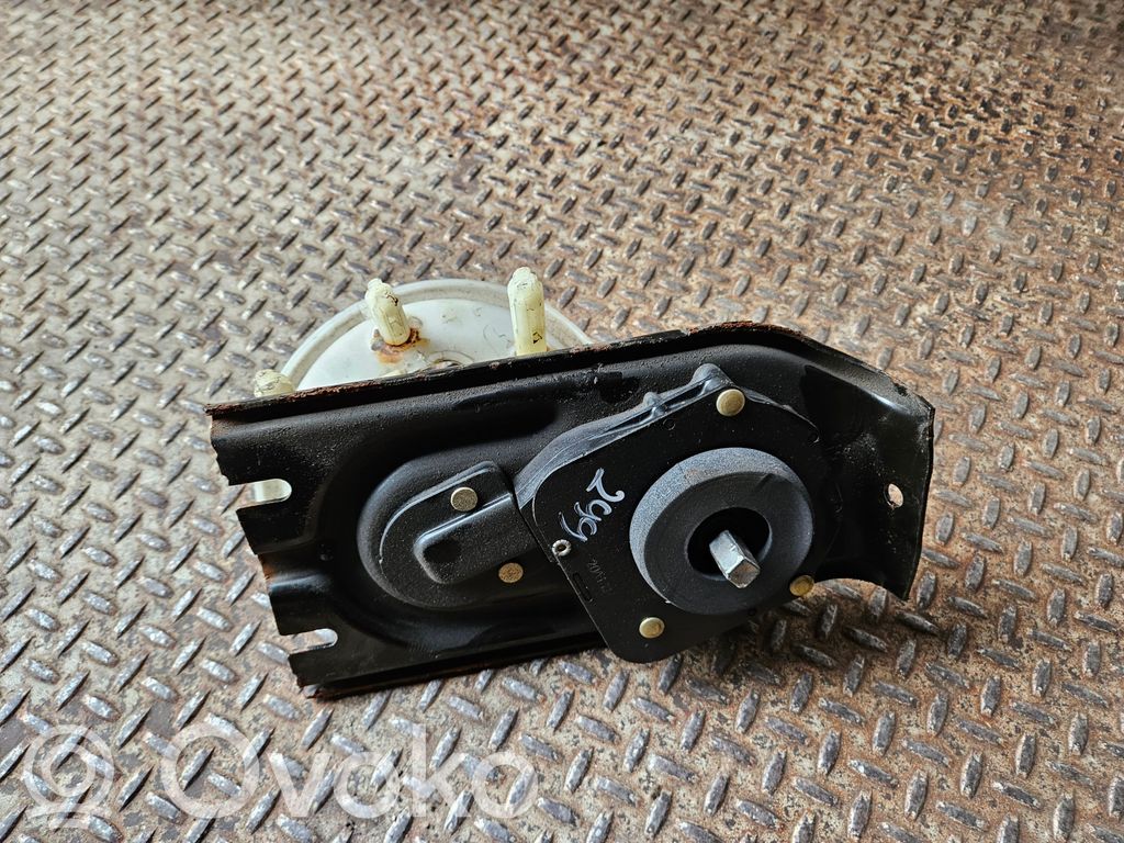 Dodge Durango III Spare wheel mounting bracket 