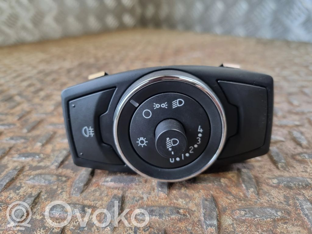 Ford Focus Light switch 