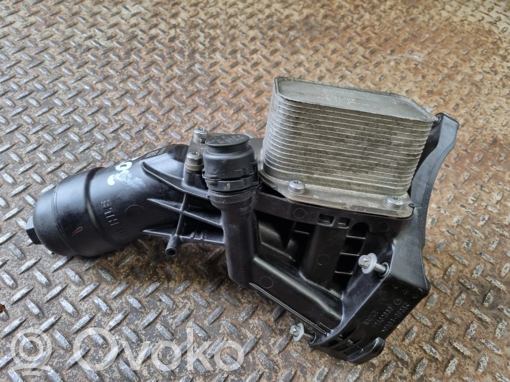 BMW 5 G30 G31 G38 Oil filter mounting bracket 