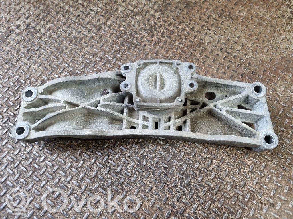 Dodge Charger Gearbox mounting bracket 