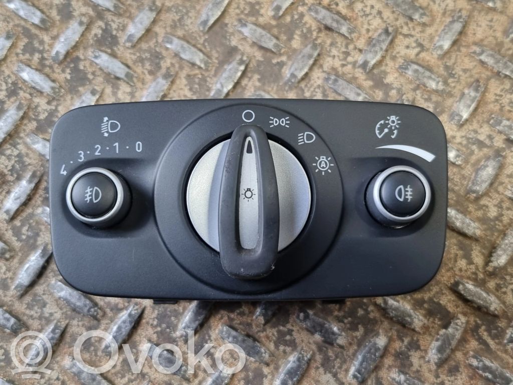 Ford Mondeo MK IV Light switch 