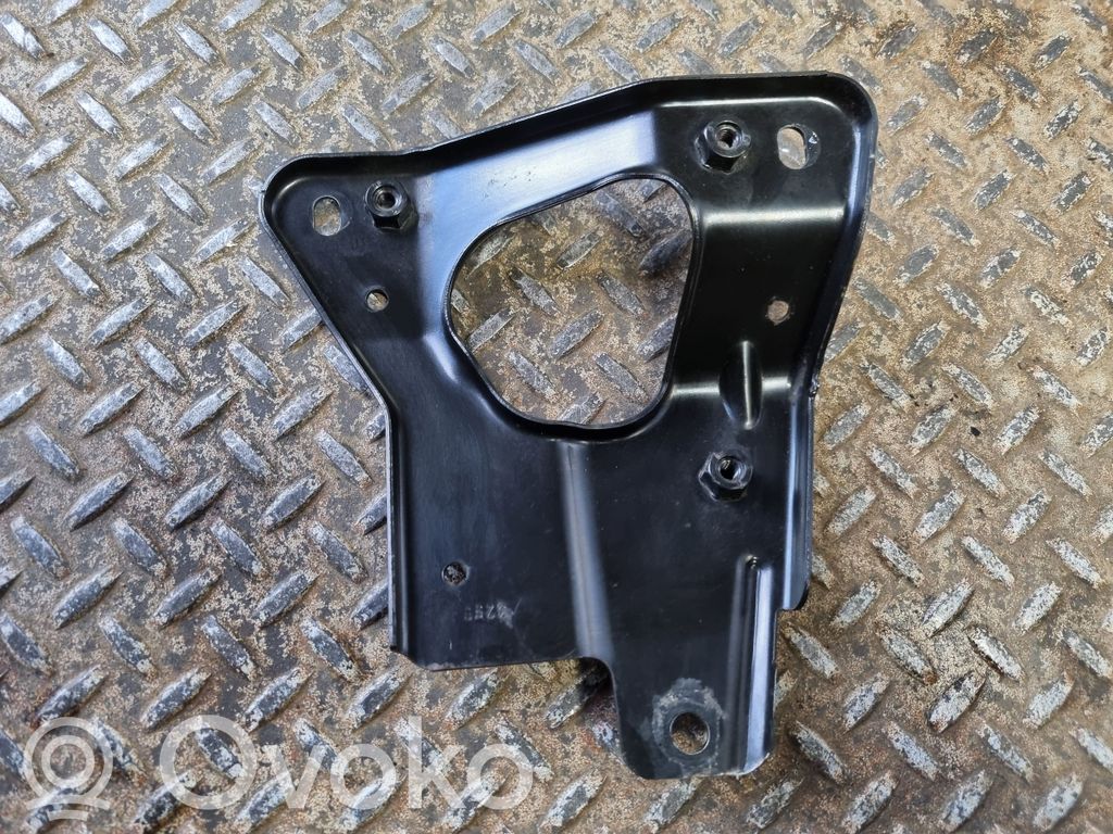 Jeep Grand Cherokee Other engine bay part 
