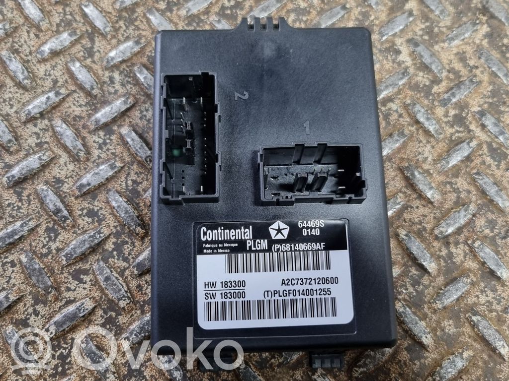 Jeep Grand Cherokee Tailgate/trunk control unit/module 