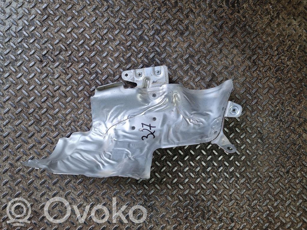 BMW 2 F44 Heat shield in engine bay 