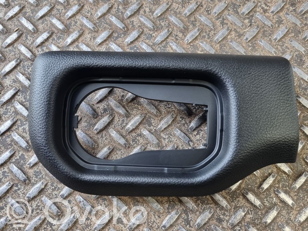 Ram 1500 Panelės apdaila 