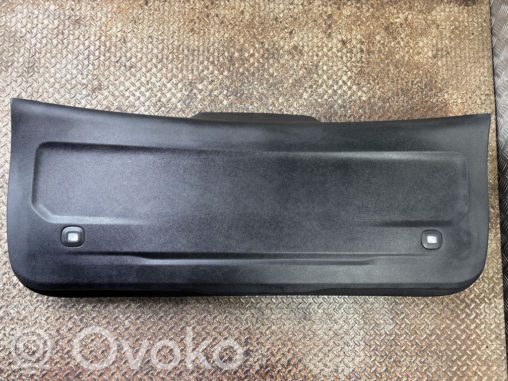 Poszycie / Tapicerka tylnej klapy bagażnika   7RP26TX7AA,P7RP26TX7AA,6TJ46TX7AD