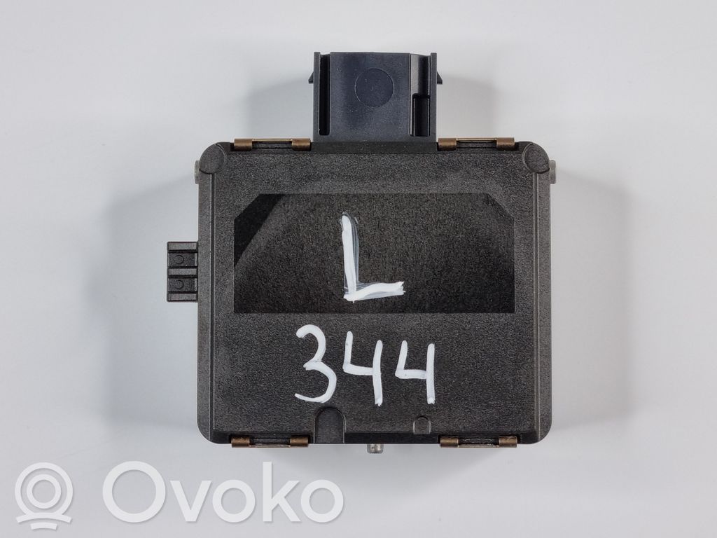 Audi A4 S4 B9 8W Aklos zonos modulis 