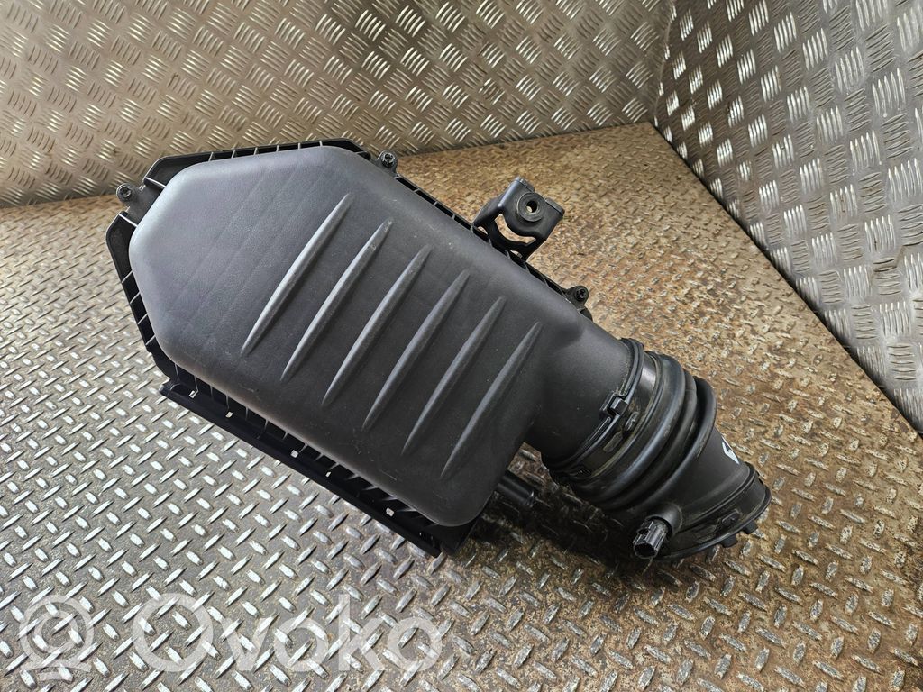 Dodge Challenger Ilmansuodattimen kotelo 