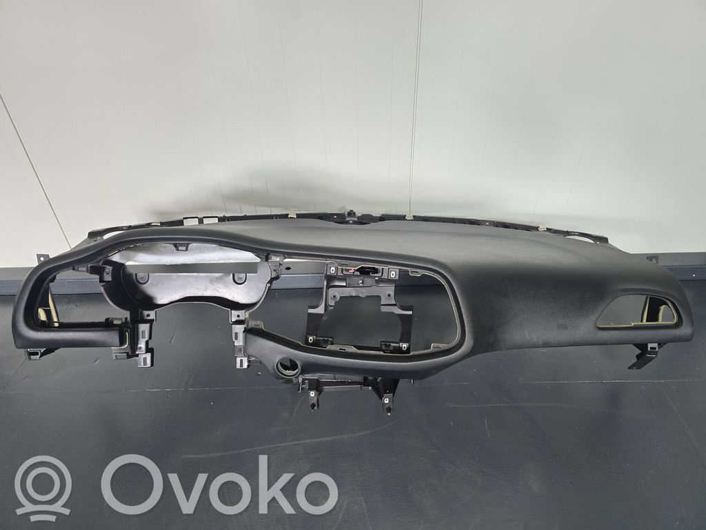 Dodge Challenger Deska rozdzielcza 