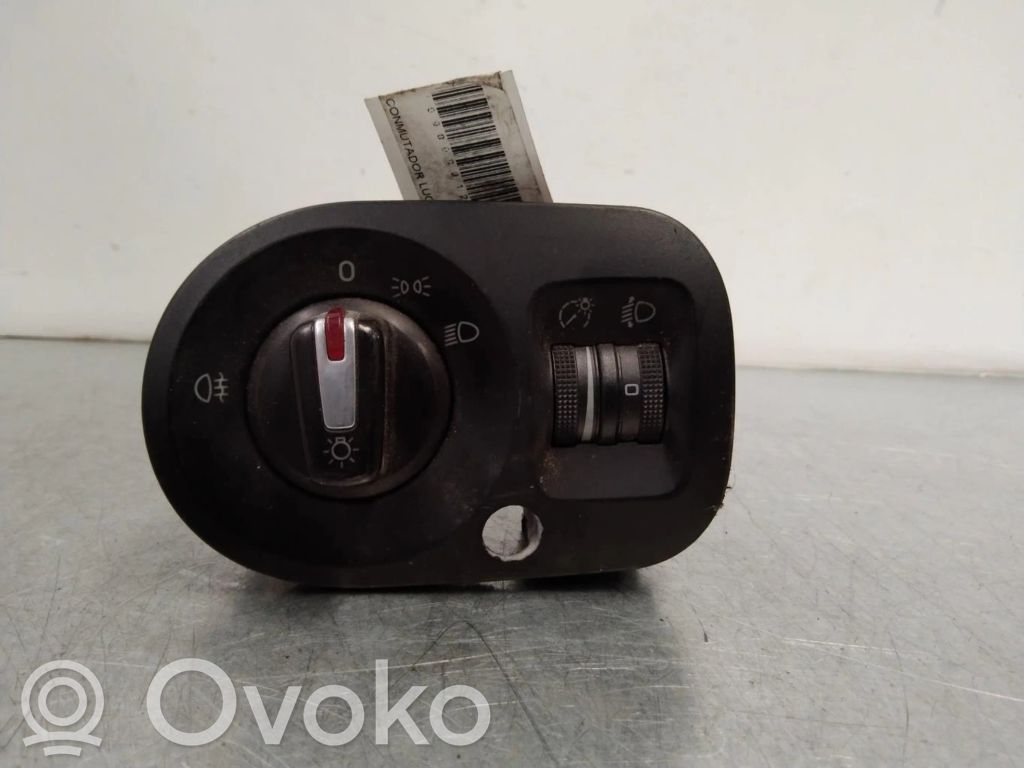 Seat Altea XL Przełącznik świateł 