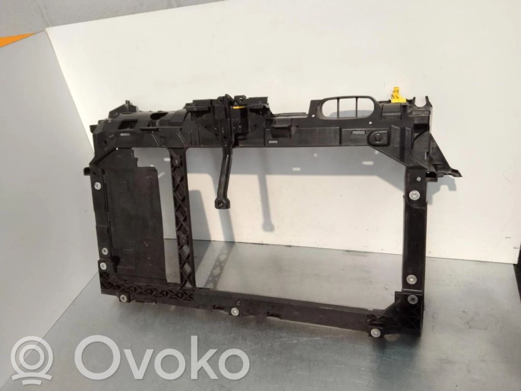 Ford Fiesta Priekšējā ceturtdaļa mašīnas 