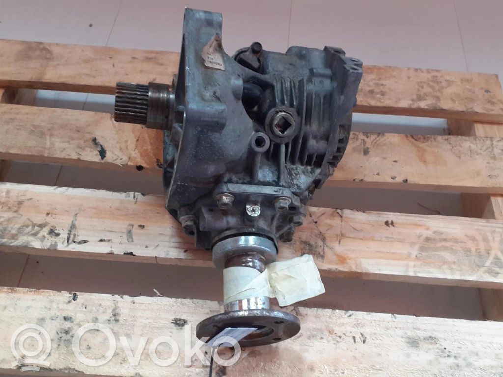 Nissan X-Trail T31 Gearbox transfer box case 