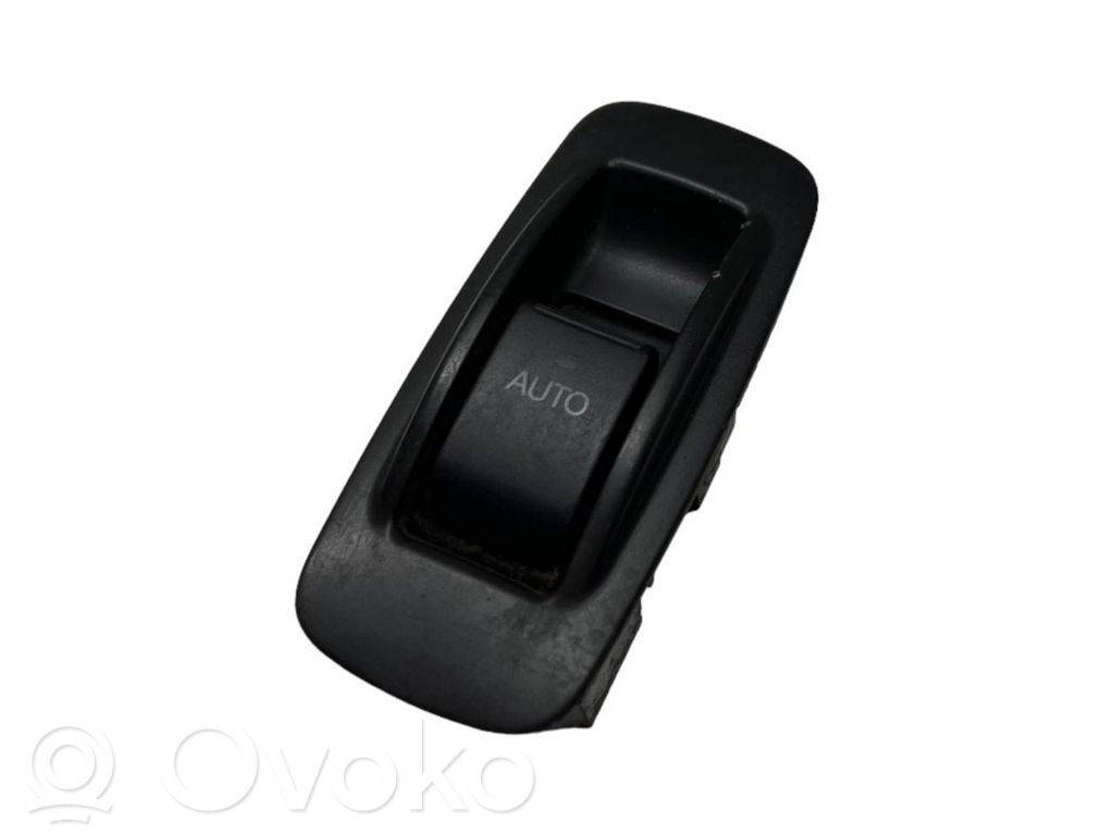 Toyota Corolla E120 E130 Electric window control switch 