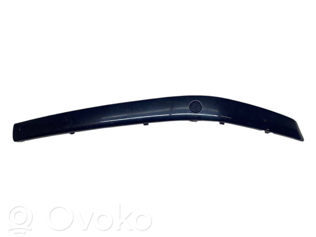 BMW 7 E65 E66 Apdailinė priekinio bamperio juosta 
