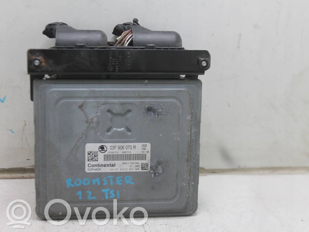 Skoda Fabia Mk2 (5J) Engine control unit/module ECU 