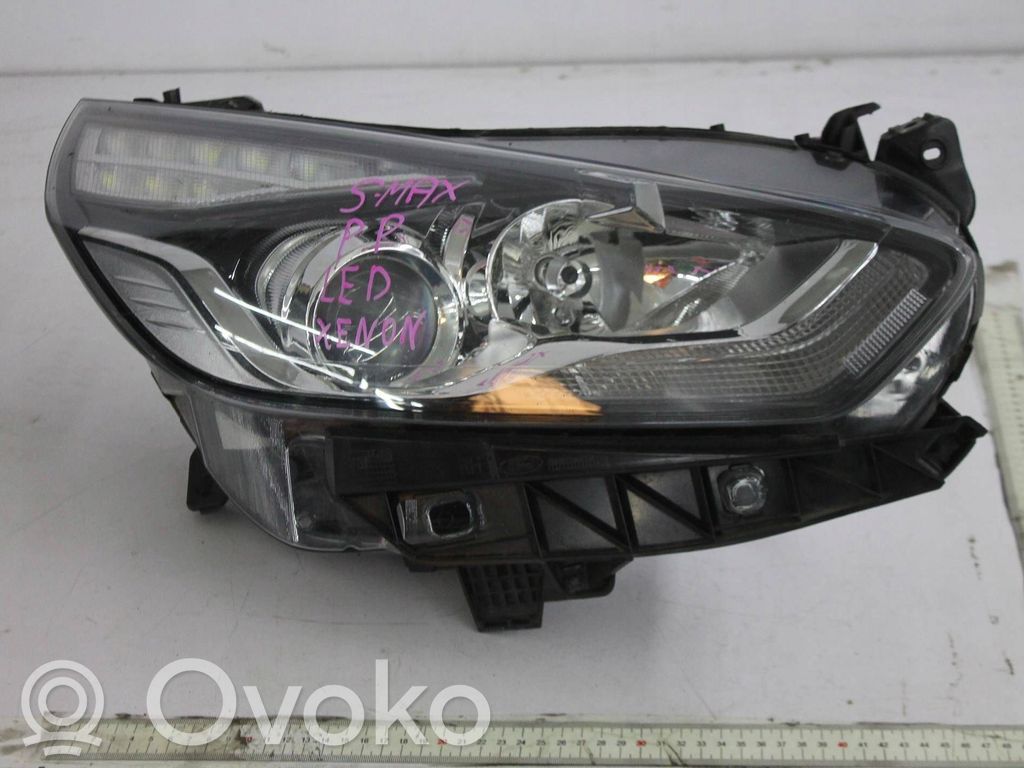 Ford S-MAX Lampa przednia 