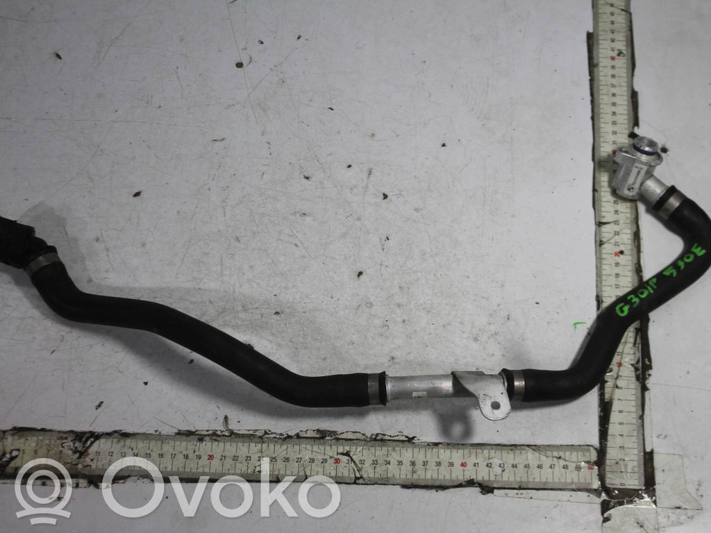 BMW 5 G30 G31 G38 Conductă/furtun aer condiționat (A/C) 