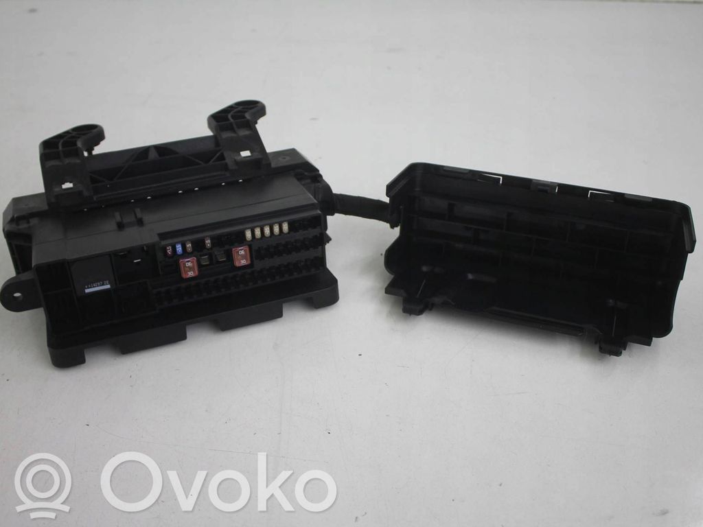 Sulakemoduuli   E02260200,AV6T14K131AC,13889