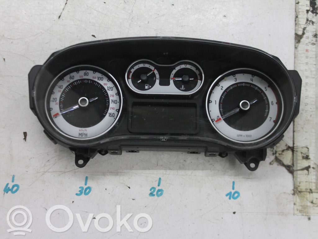 Fiat 500L Licznik / Prędkościomierz 
