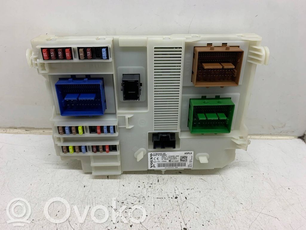 Fuse module   31384933B,98HL143720040KAA,3659AF01125TP