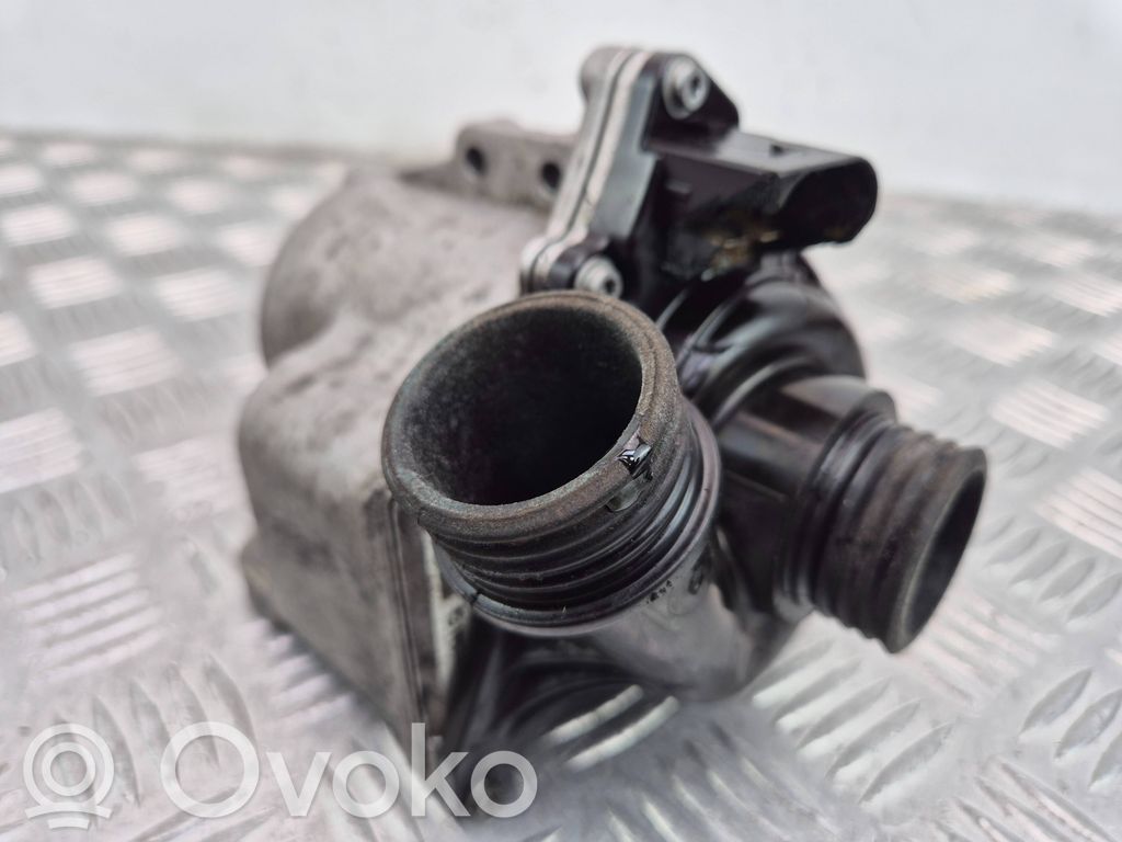 BMW 5 F10 F11 Pompa wody 