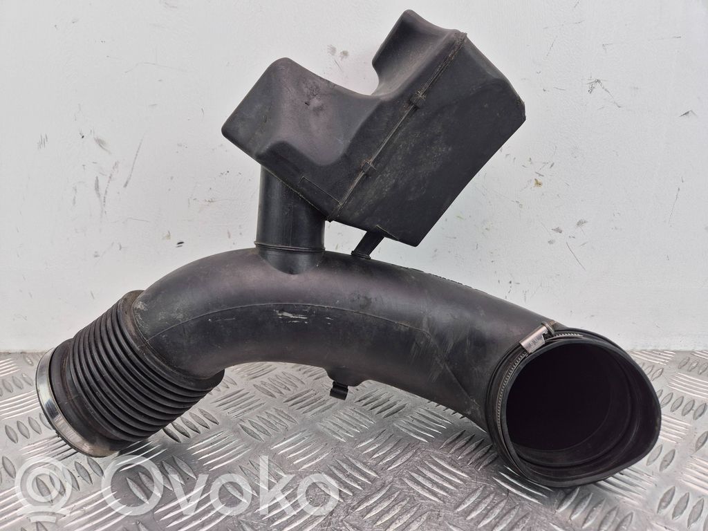 BMW X5 E53 Air intake duct part 