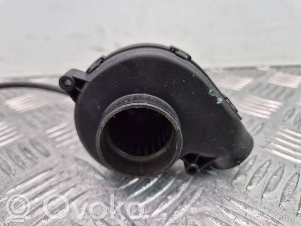 BMW 5 E39 Engine control unit/module fan 
