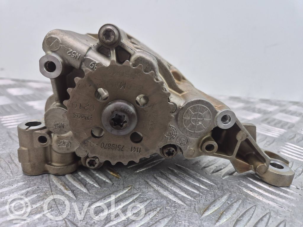BMW X3 E83 Oil pump 