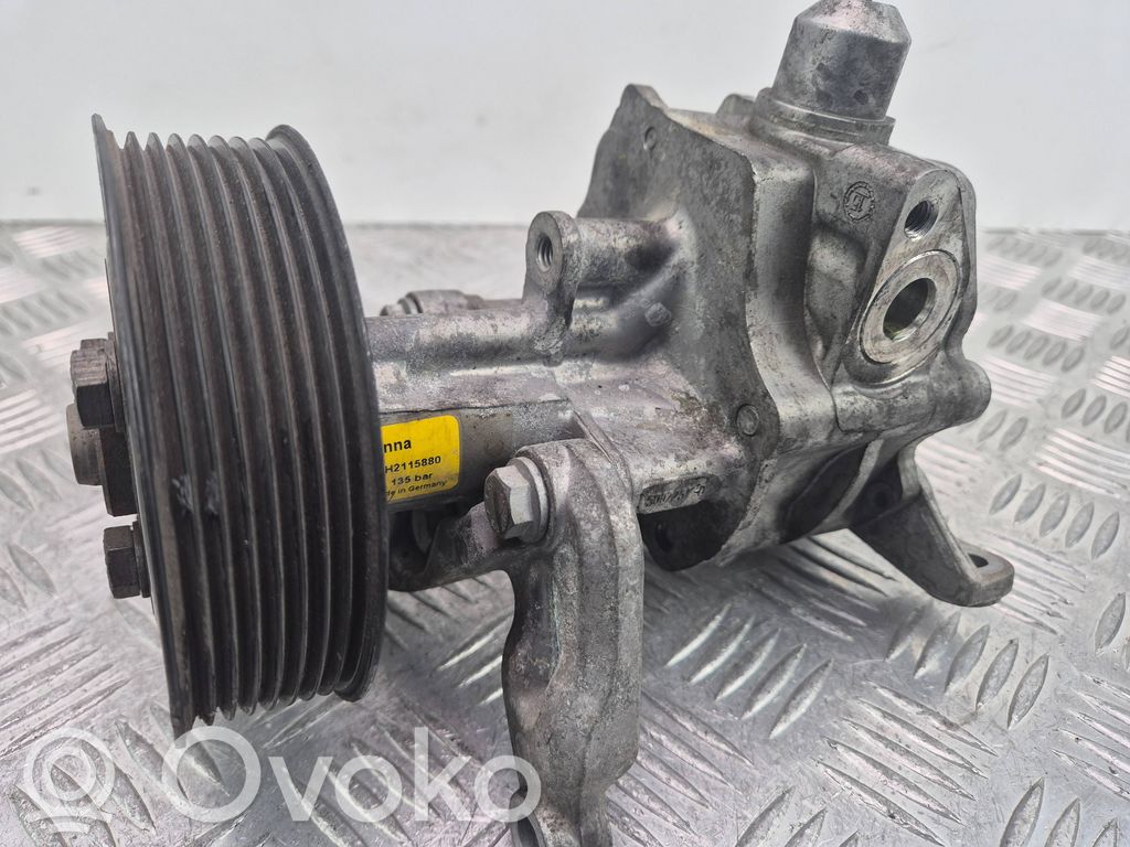 BMW X5 E70 Power steering pump 