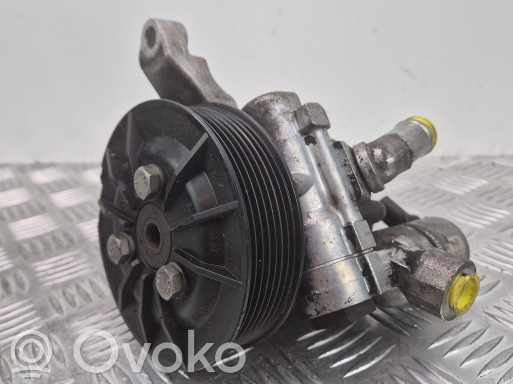 BMW 3 E92 E93 Power steering pump 