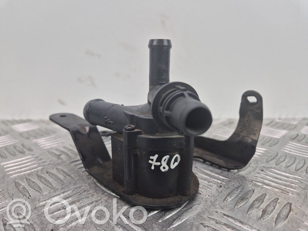 BMW 3 E90 E91 Pompa cyrkulacji / obiegu wody 