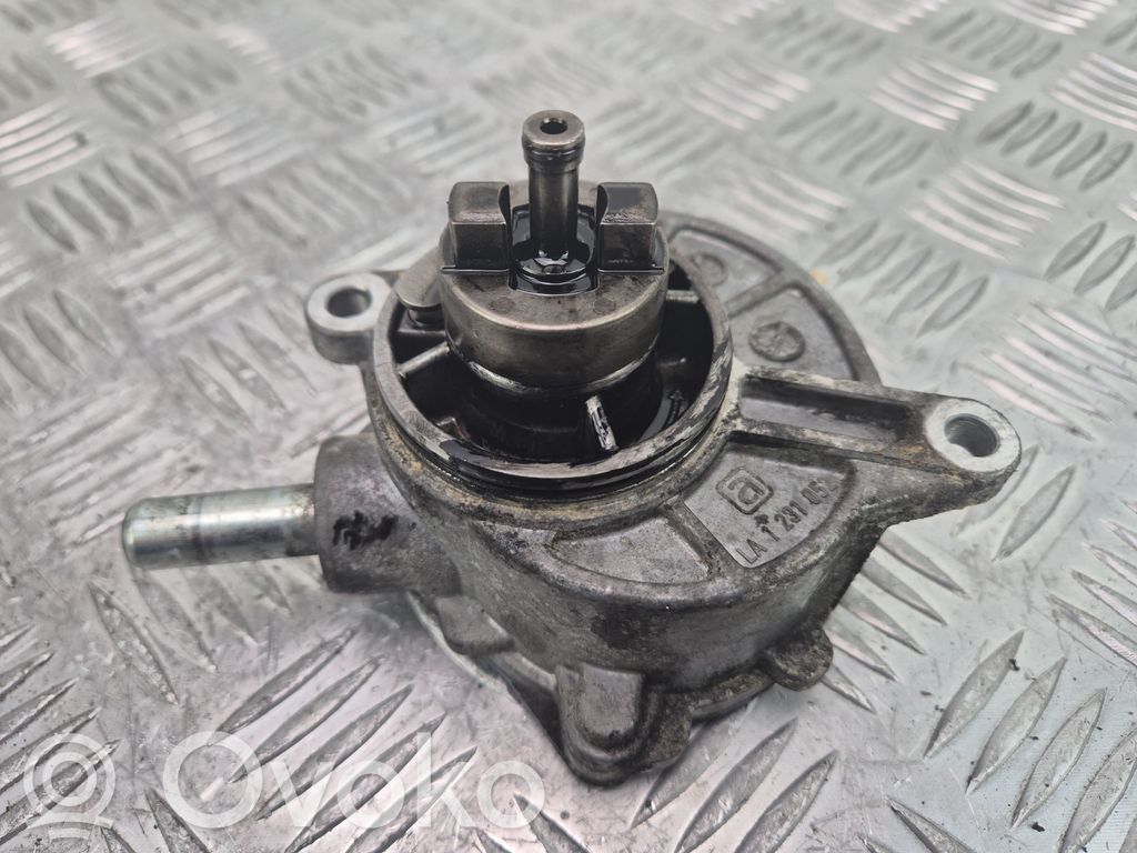 Mercedes-Benz E W211 Bomba de vacío 