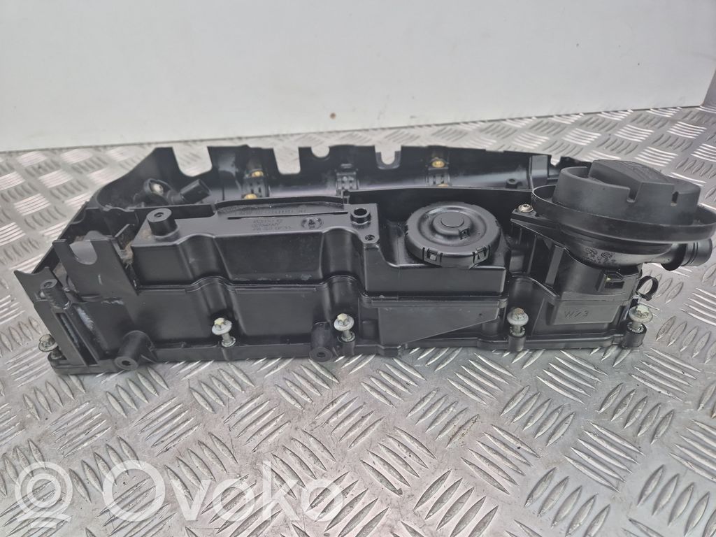 BMW 3 F30 F35 F31 Vārstu vāks 