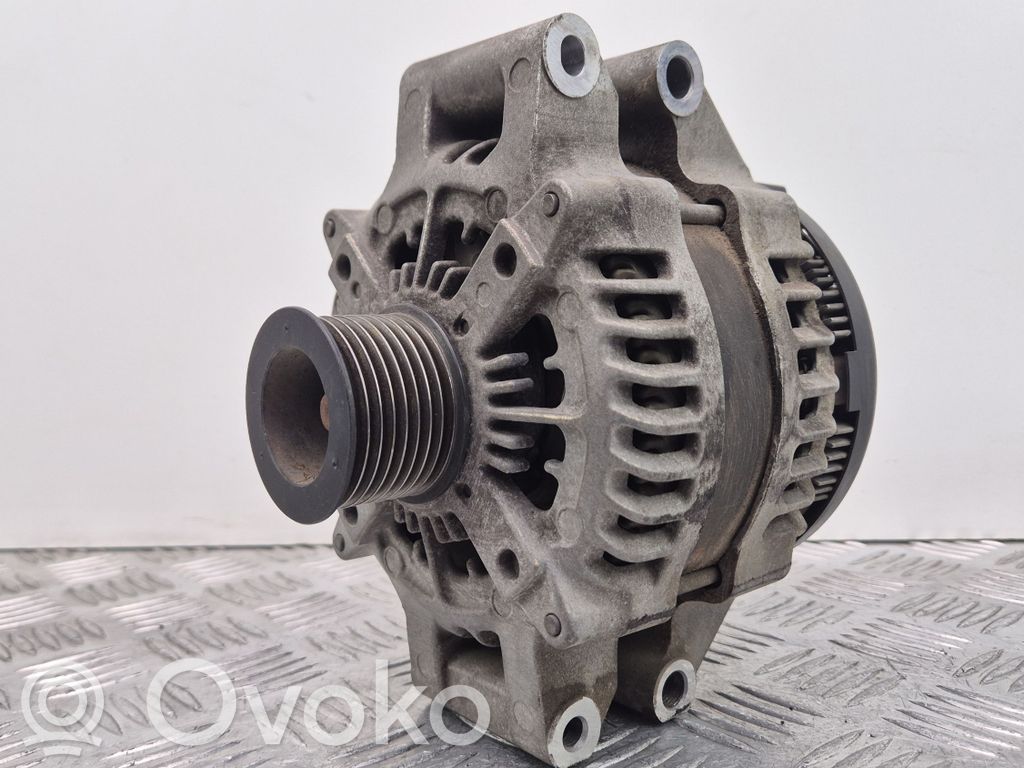 BMW 5 F10 F11 Ģenerators 