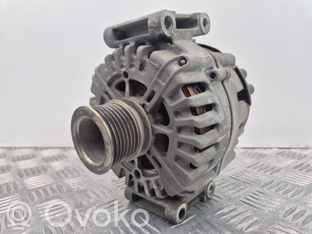Mercedes-Benz CLS C218 X218 Alternator 