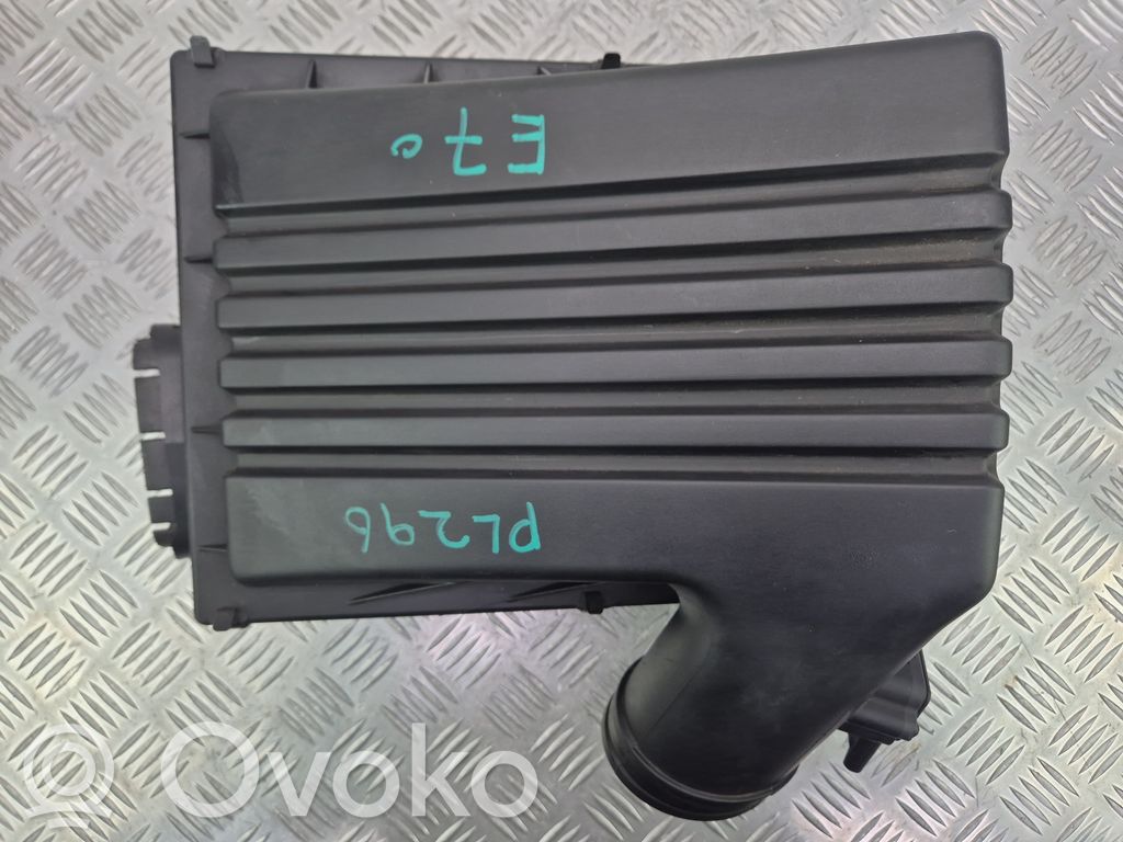 Air filter box   7548885,5WK97508,7551638
