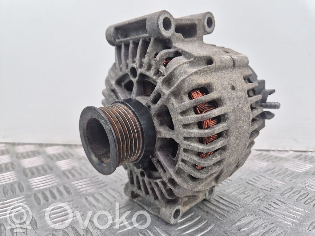 Mercedes-Benz C W204 Alternator 