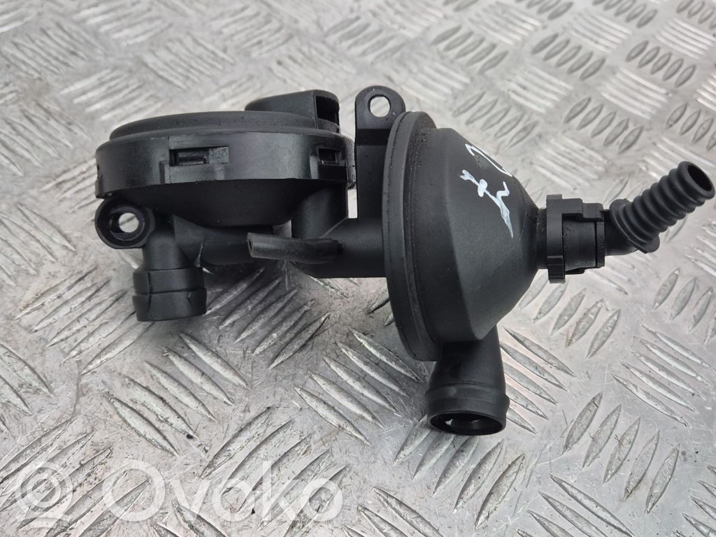 other engine part   26100624
