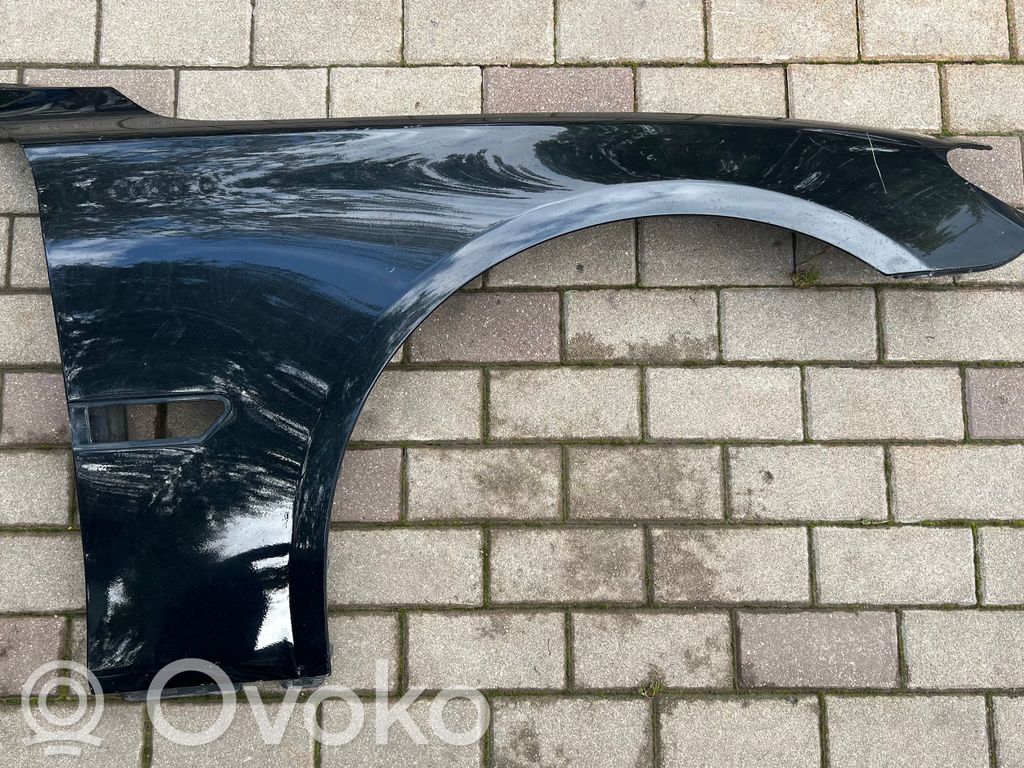 BMW 7 F01 F02 F03 F04 Błotnik przedni 