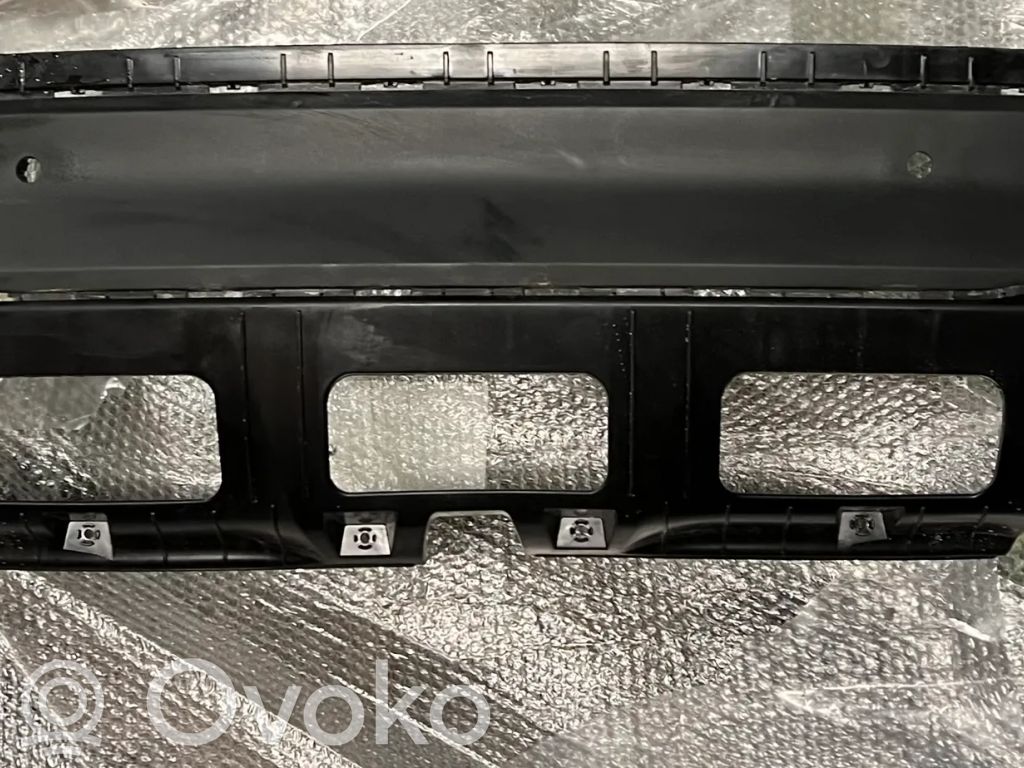 KIA Xceed Moldura inferior del parachoques trasero 