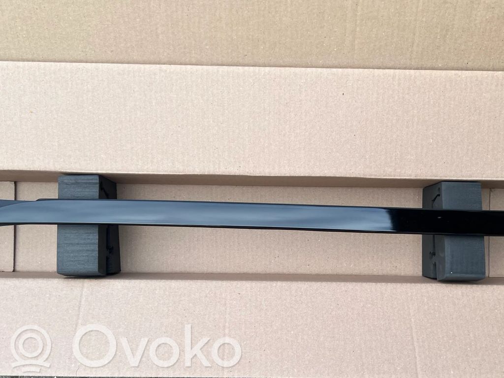BMW X5 G05 Windshield trim 