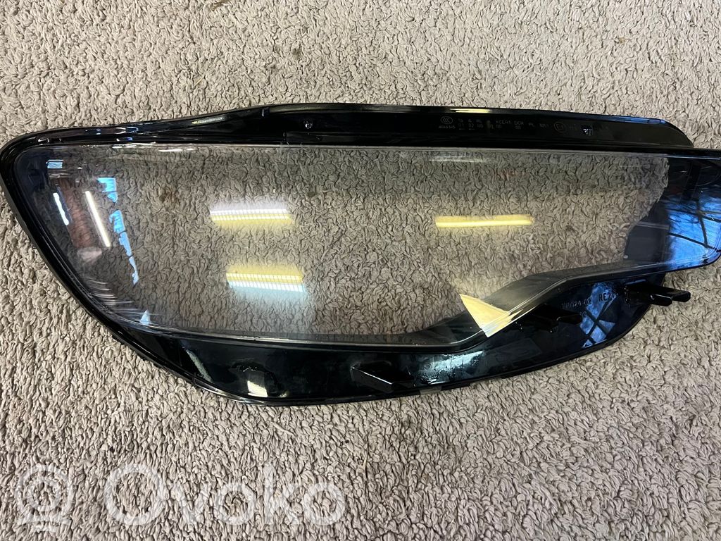 Headlight lense   A046345