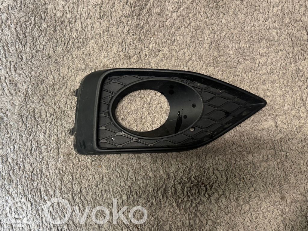 Seat Tarraco Etusumuvalon ritilä 